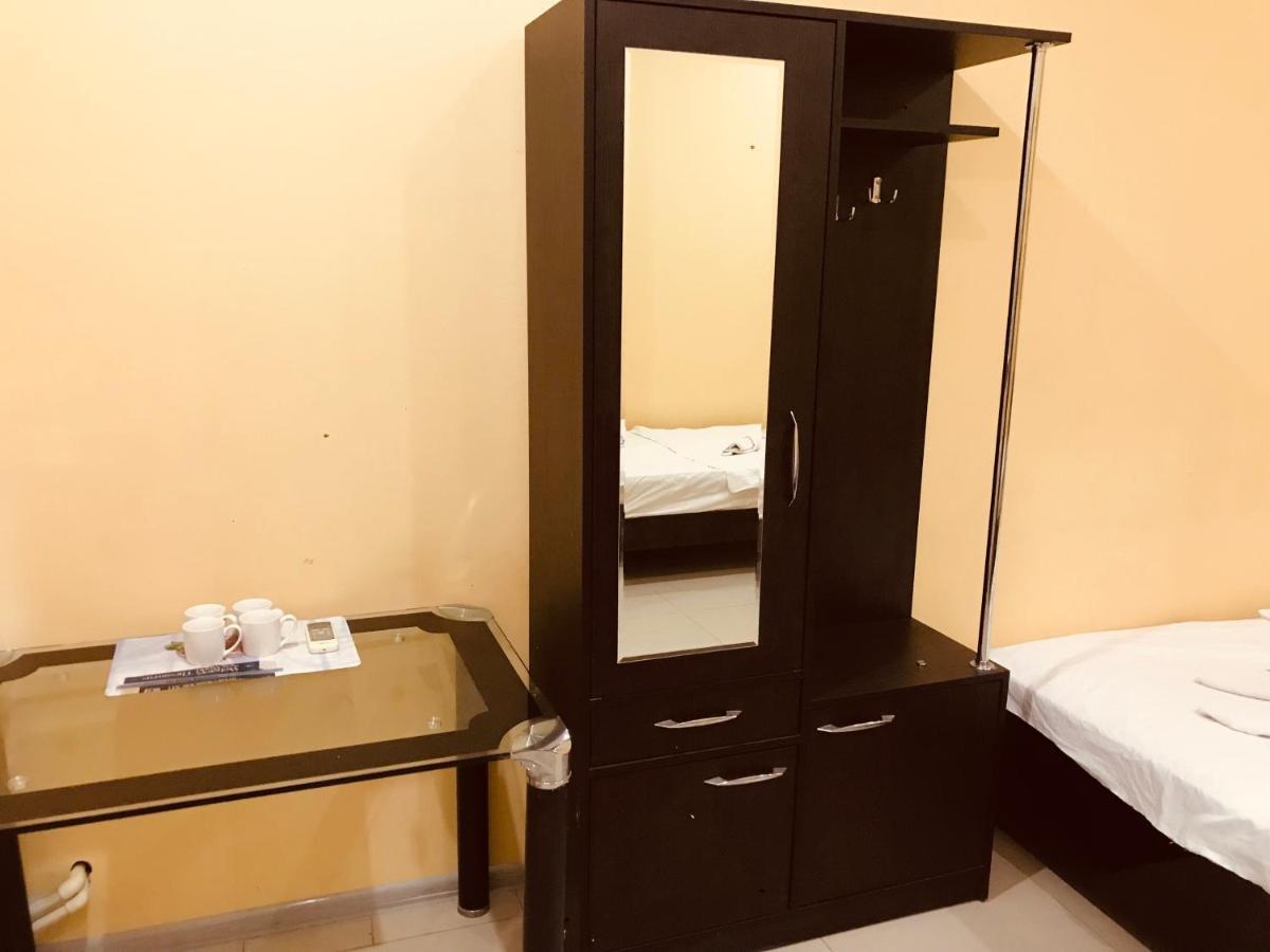 Rostus Hotel Tbilisi Bagian luar foto