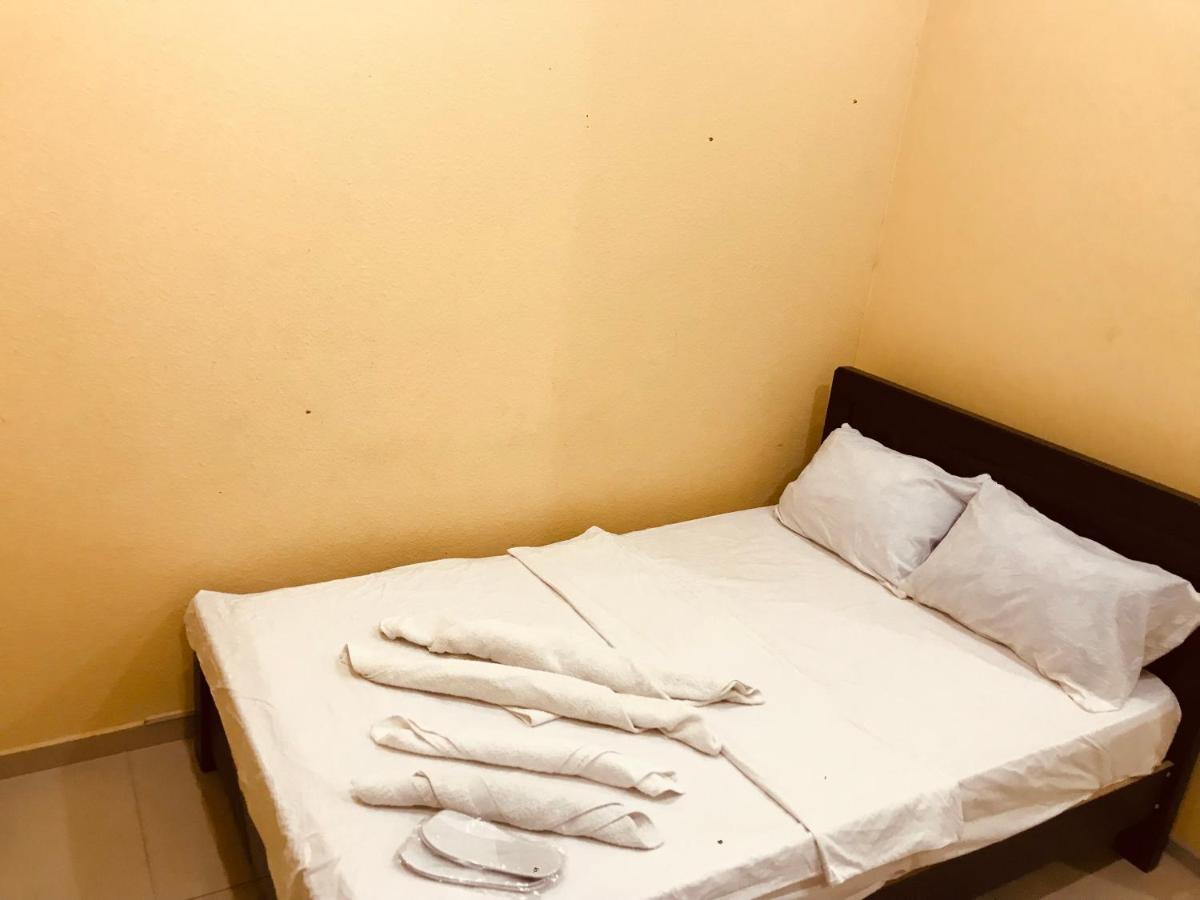 Rostus Hotel Tbilisi Bagian luar foto